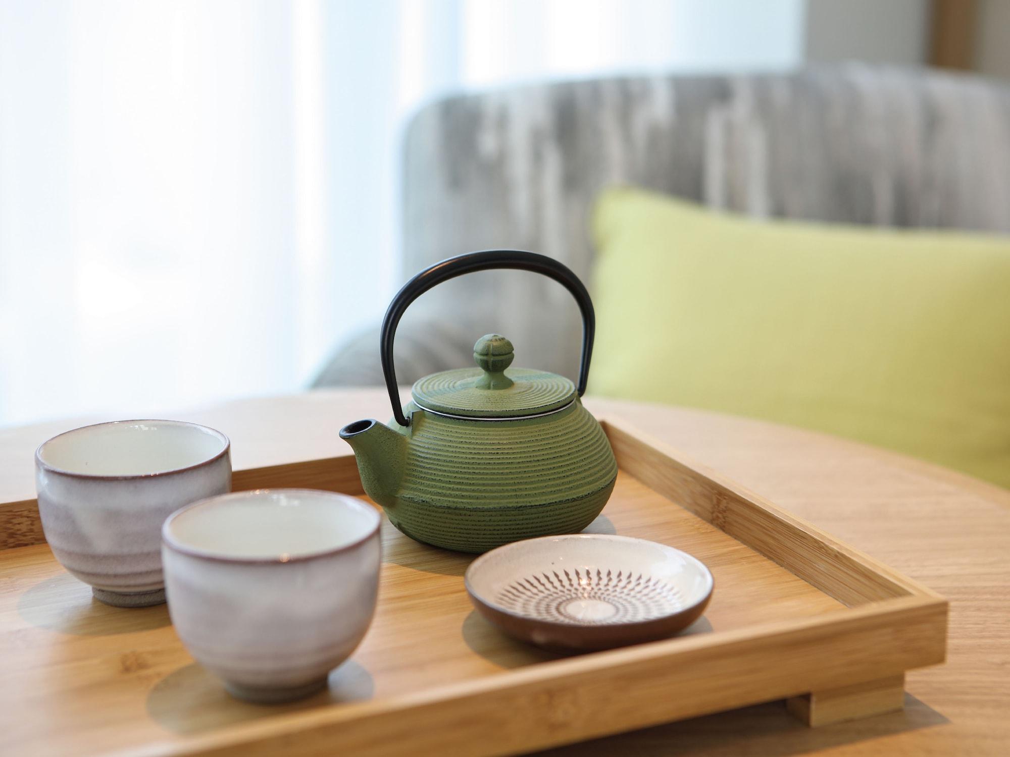 Miyako Hotel Hakata Фукуока Екстер'єр фото A Japanese tea set