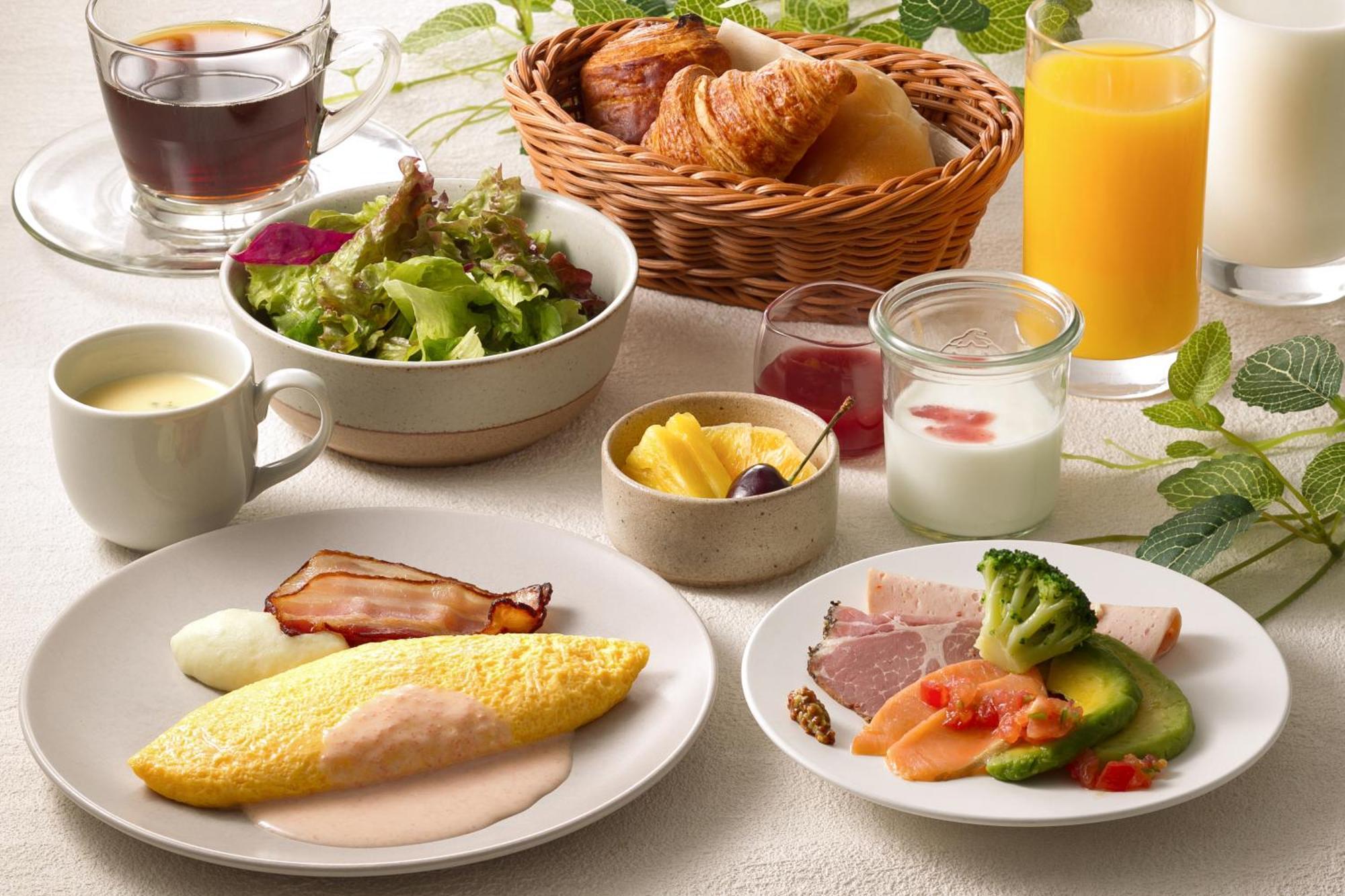 Miyako Hotel Hakata Фукуока Екстер'єр фото A Japanese breakfast